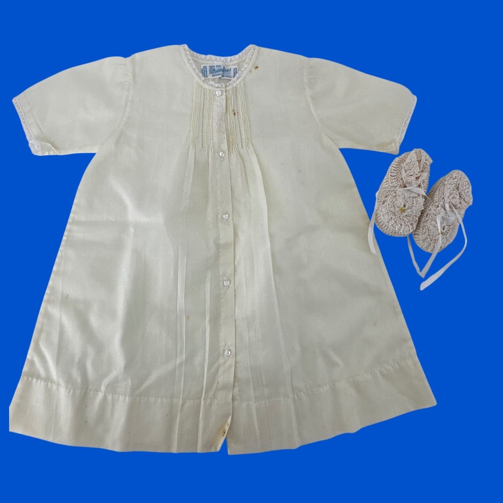 Vintage Feltman Brothers Christening Gown & Crochet Booties Set Cream Lace 15in